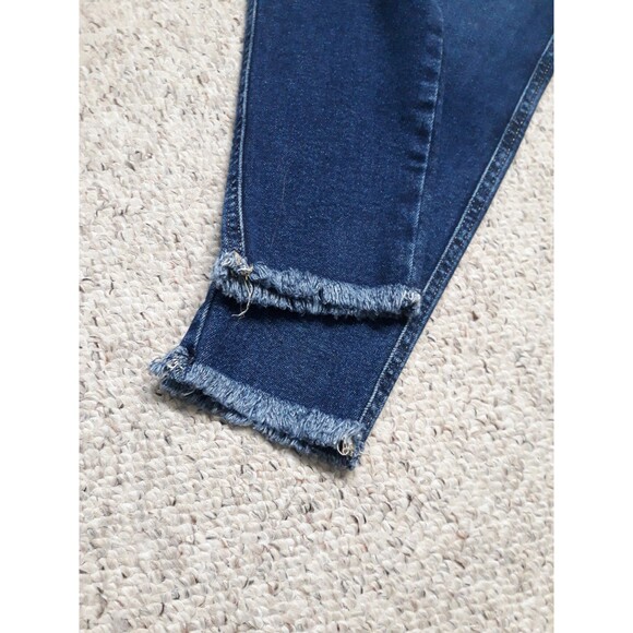 30 We The Free High Rise Skinny Dark Wash Raw Fray Hem - Picture 4 of 8